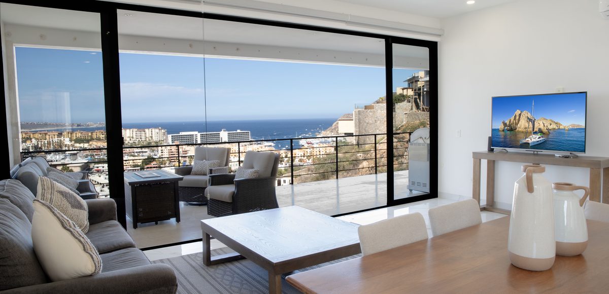 Residence 503 Horizon View Suite, living room with ocean view